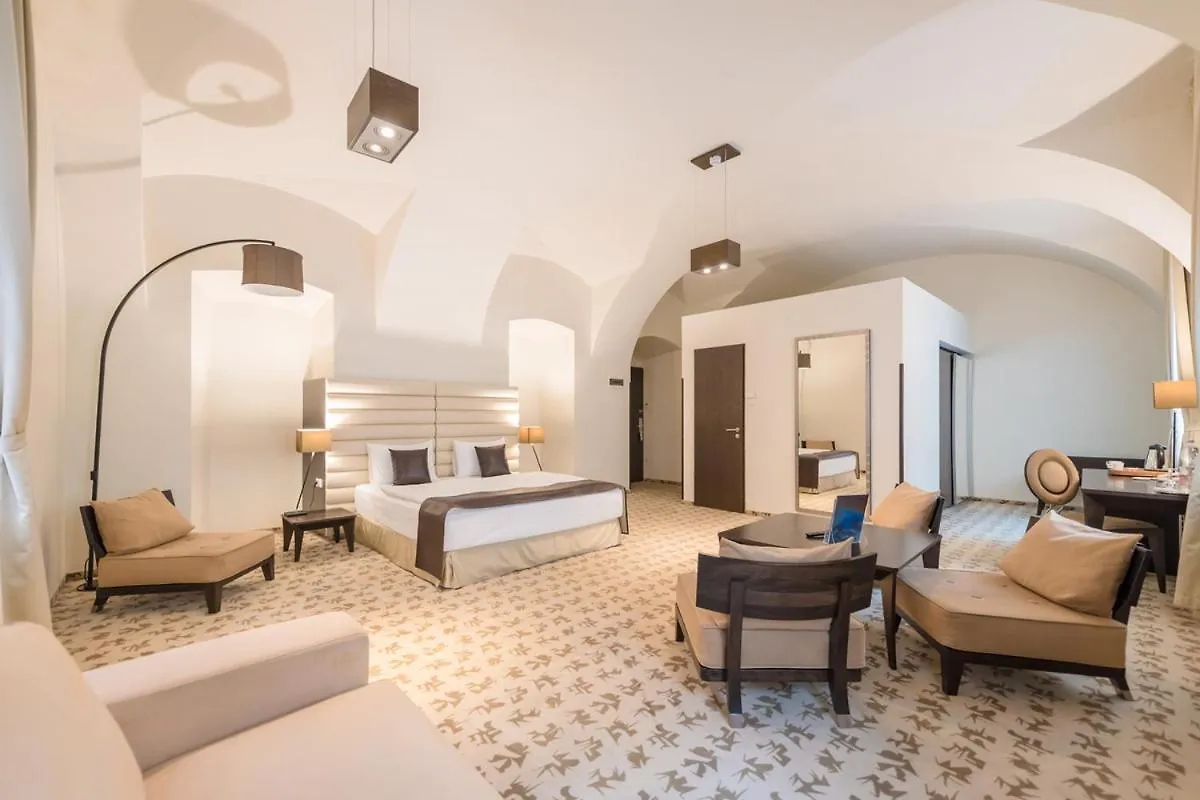 Buda Castle Hotel 布达佩斯