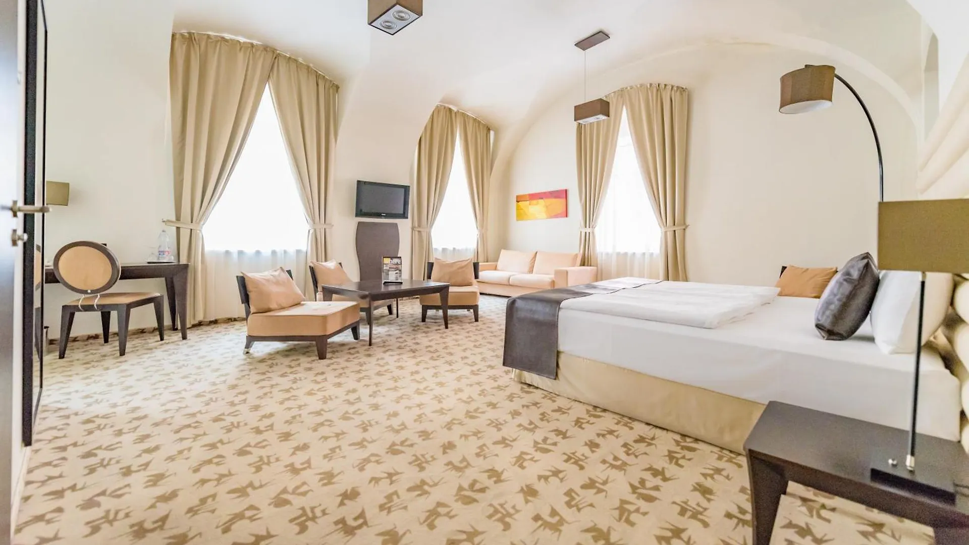 Buda Castle Hotel 布达佩斯