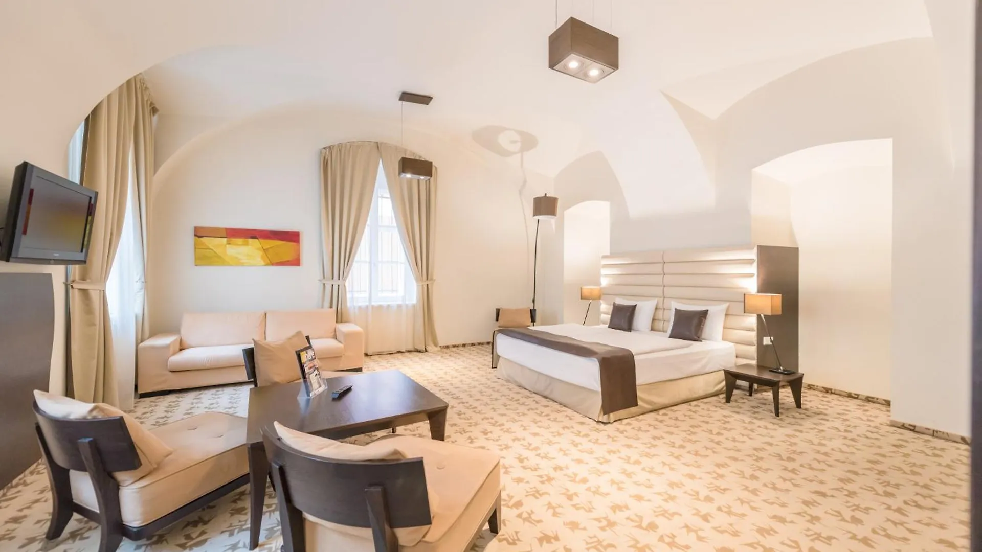 Buda Castle Hotel 布达佩斯